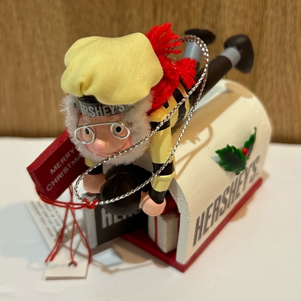 Kurt Adler Hershey's Kiss Elf on Mailbox  1996 Ornament Collector Series